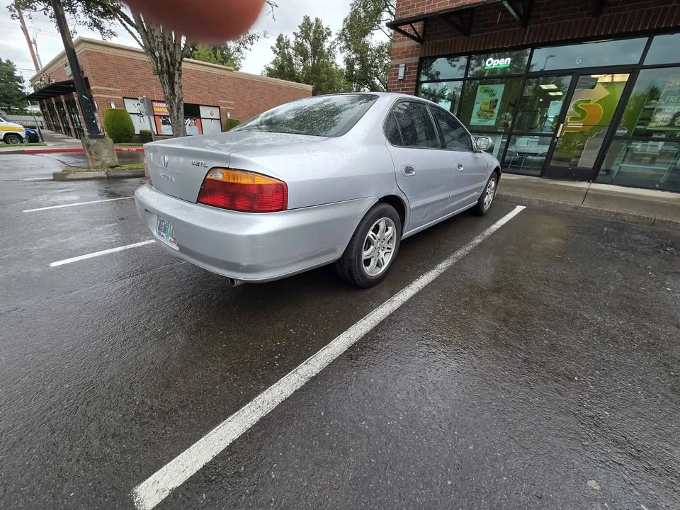 2000 Acura TL 2nd Gen - Image 4 of 12