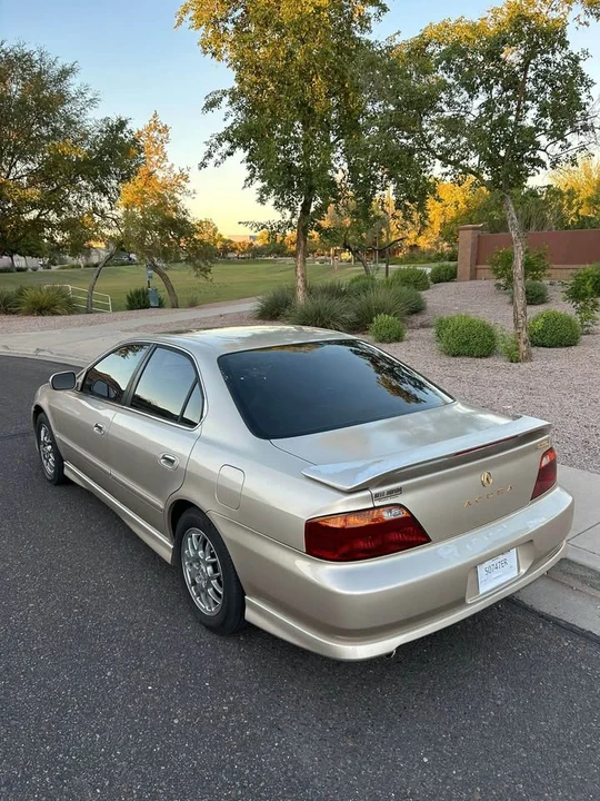 2000 Acura TL 2nd Gen - Image 2 of 5