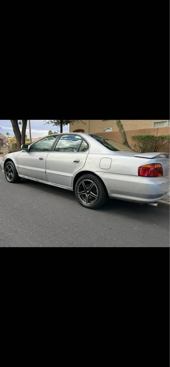 2000 Acura TL 2nd Gen - Image 2 of 5