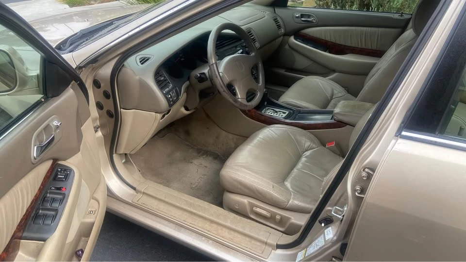2000 Acura TL 2nd Gen - Image 9 of 13