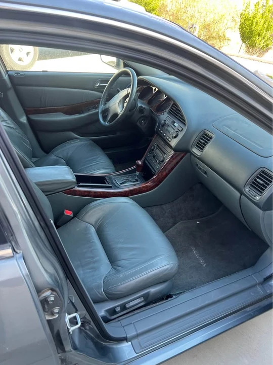 2000 Acura TL 2nd Gen - Image 4 of 7