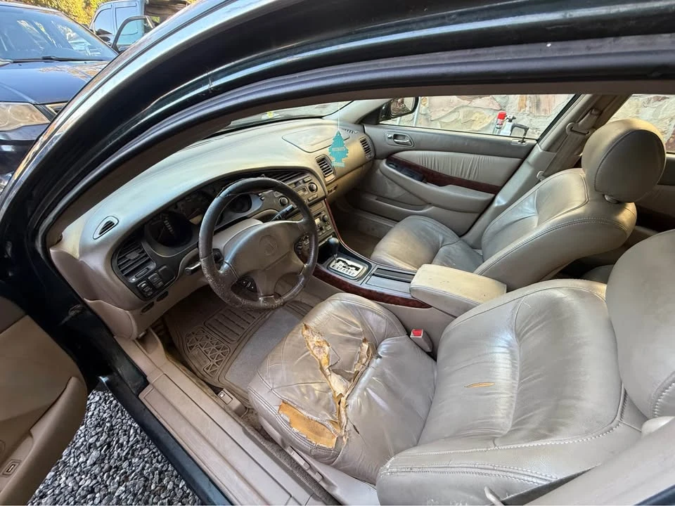 2000 Acura TL 2nd Gen - Image 6 of 10