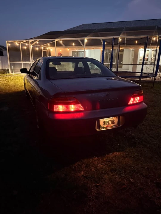 2000 Acura TL 2nd Gen - Image 2 of 6