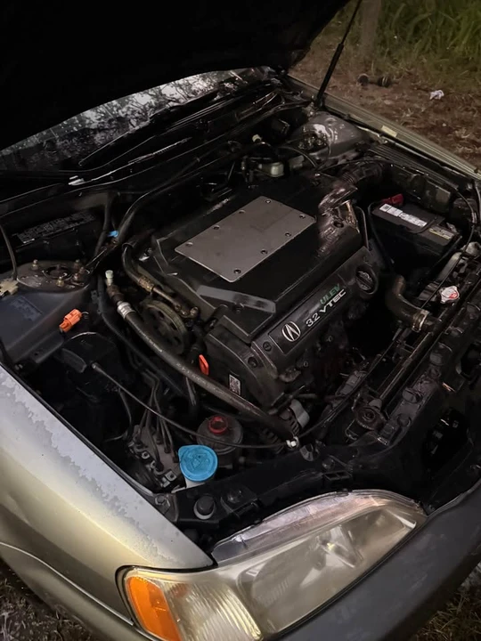 2000 Acura TL 2nd Gen - Image 6 of 6