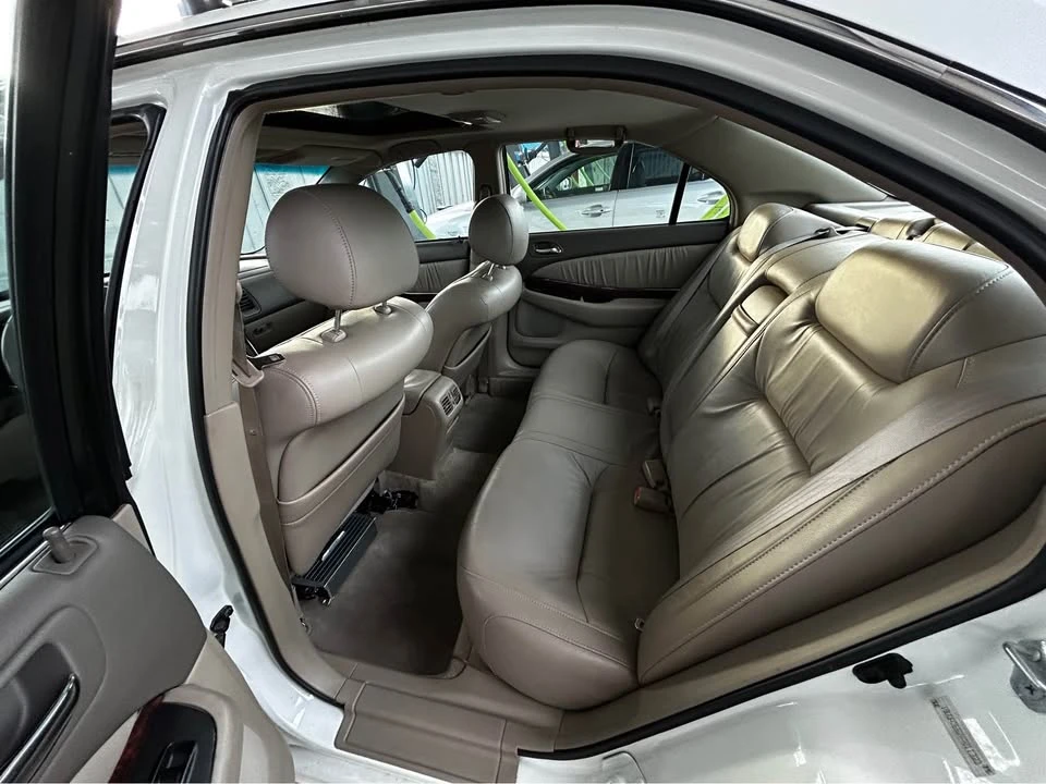 2000 Acura TL 2nd Gen - Image 6 of 10