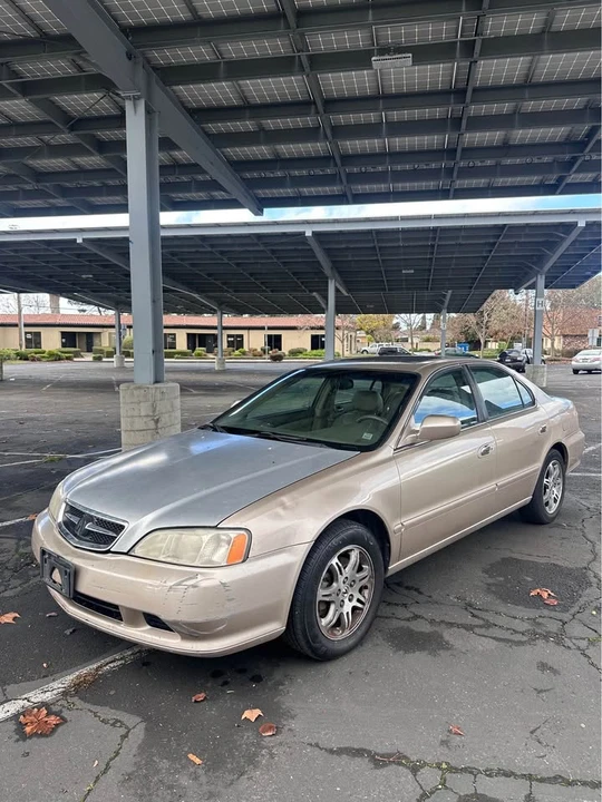2000 Acura TL 2nd Gen - Image 2 of 13