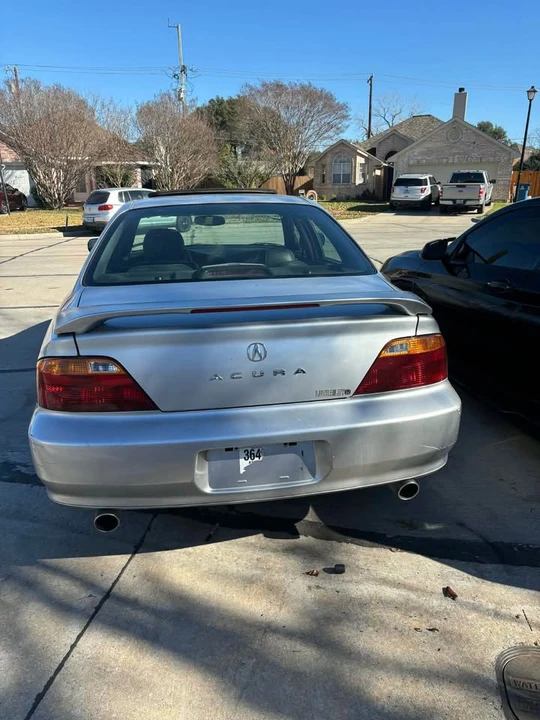2000 Acura TL 2nd Gen - Image 2 of 7