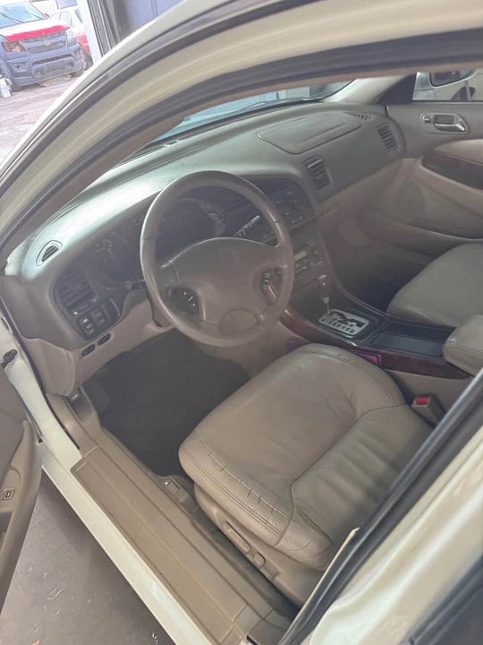 2000 Acura TL 2nd Gen - Image 12 of 18