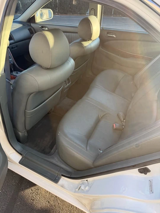 2000 Acura TL 2nd Gen - Image 5 of 8
