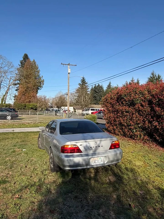 2000 Acura TL 2nd Gen - Image 2 of 3
