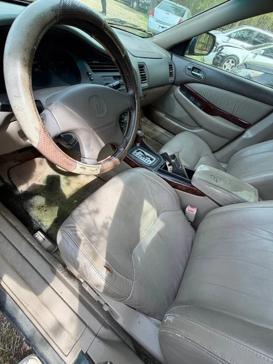 2000 Acura TL 2nd Gen - Image 4 of 7