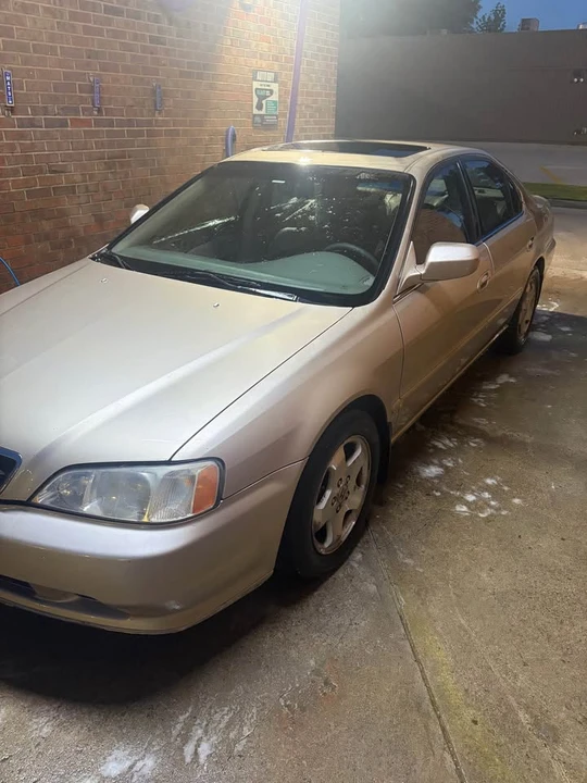 2000 Acura TL 2nd Gen - Image 4 of 17