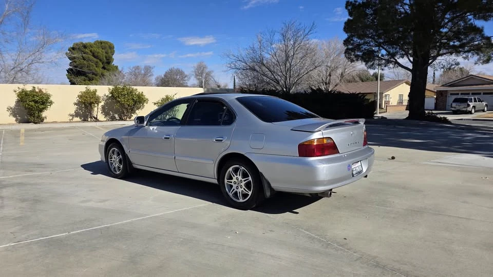 2000 Acura TL 2nd Gen - Image 2 of 18