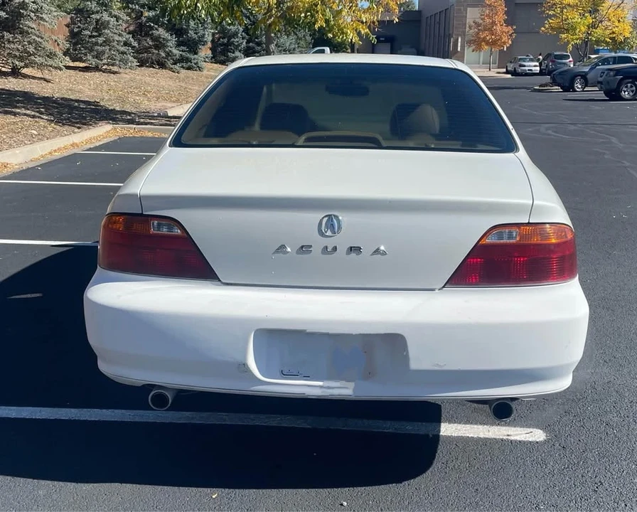 2000 Acura TL 2nd Gen - Image 11 of 14