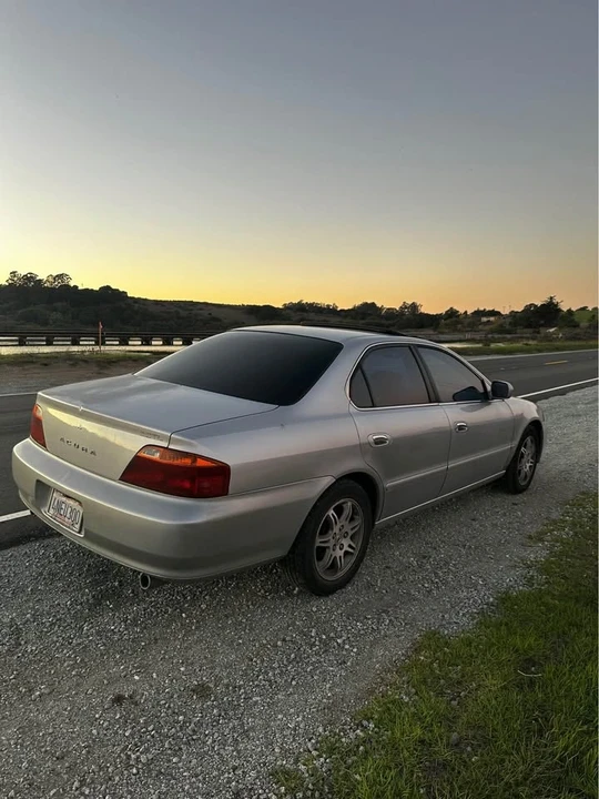 2000 Acura TL 2nd Gen - Image 5 of 11