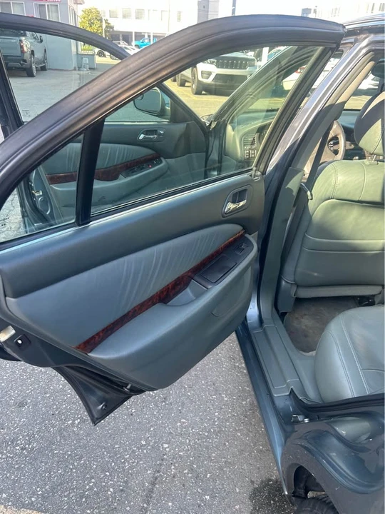 2000 Acura TL 2nd Gen - Image 7 of 12