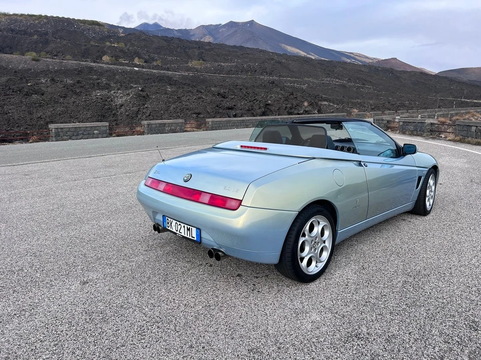 2000 Alfa Romeo 916 GTV & Spider - Image 10 of 30