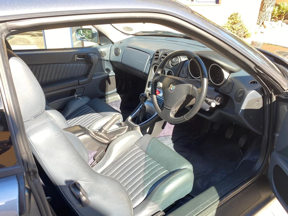 2000 Alfa Romeo 916 GTV & Spider - Image 21 of 30