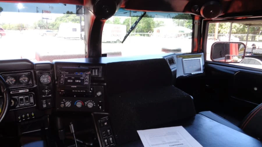 2000 AM General Hummer - Image 6 of 10