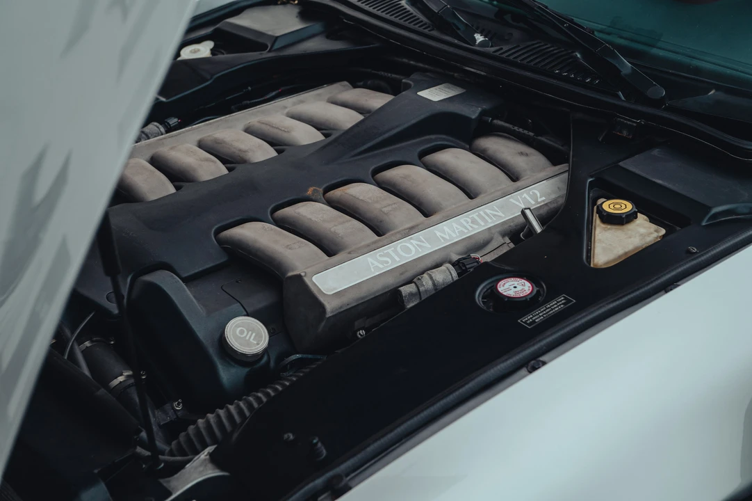 2000 Aston Martin DB7 Vantage - Image 24 of 31