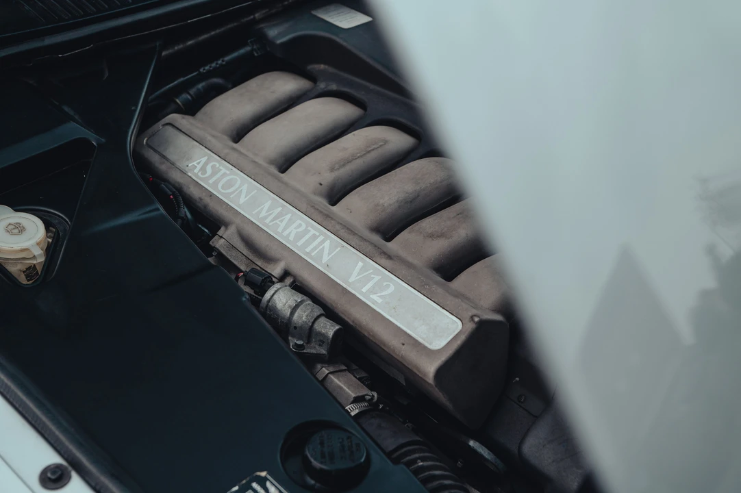 2000 Aston Martin DB7 Vantage - Image 27 of 31