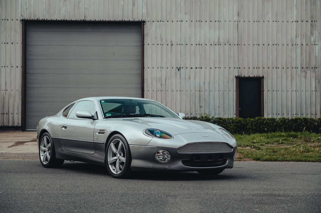 2000 Aston Martin DB7 Vantage - Image 2 of 31