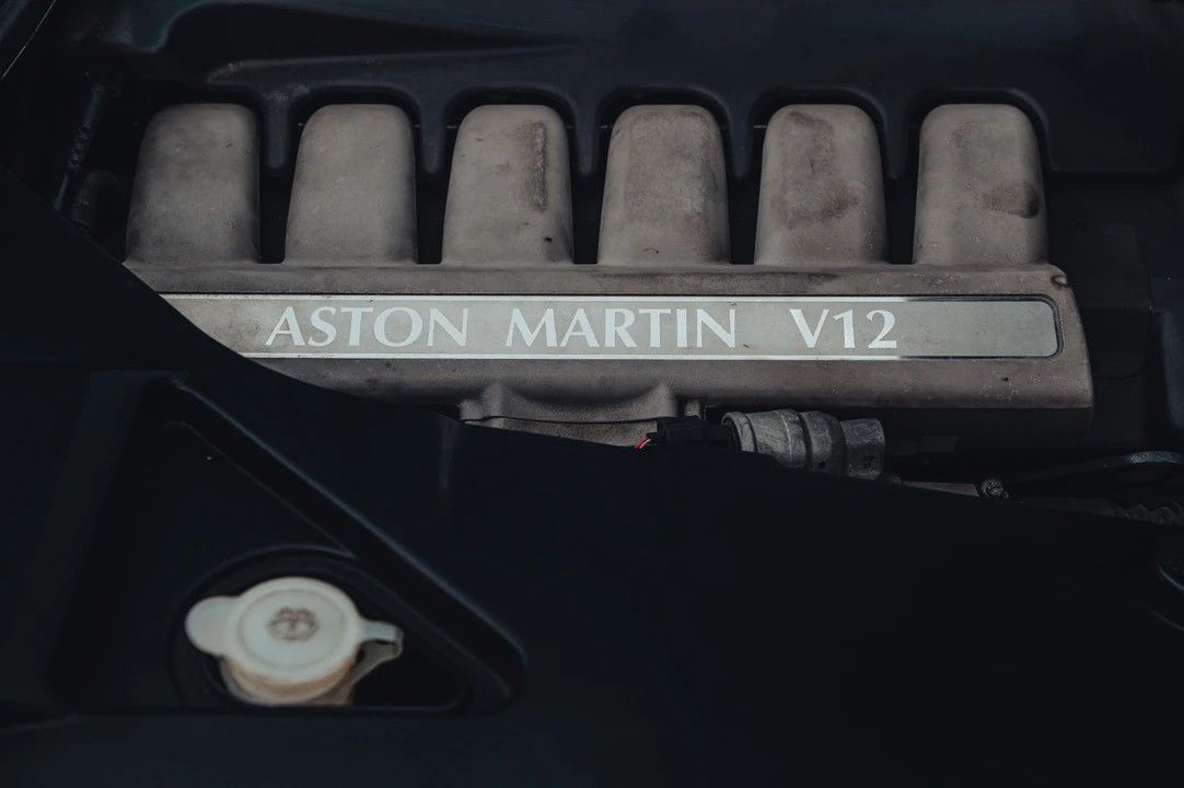2000 Aston Martin DB7 Vantage - Image 28 of 31