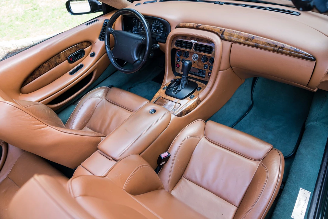2000 Aston Martin DB7 Vantage - Image 25 of 31
