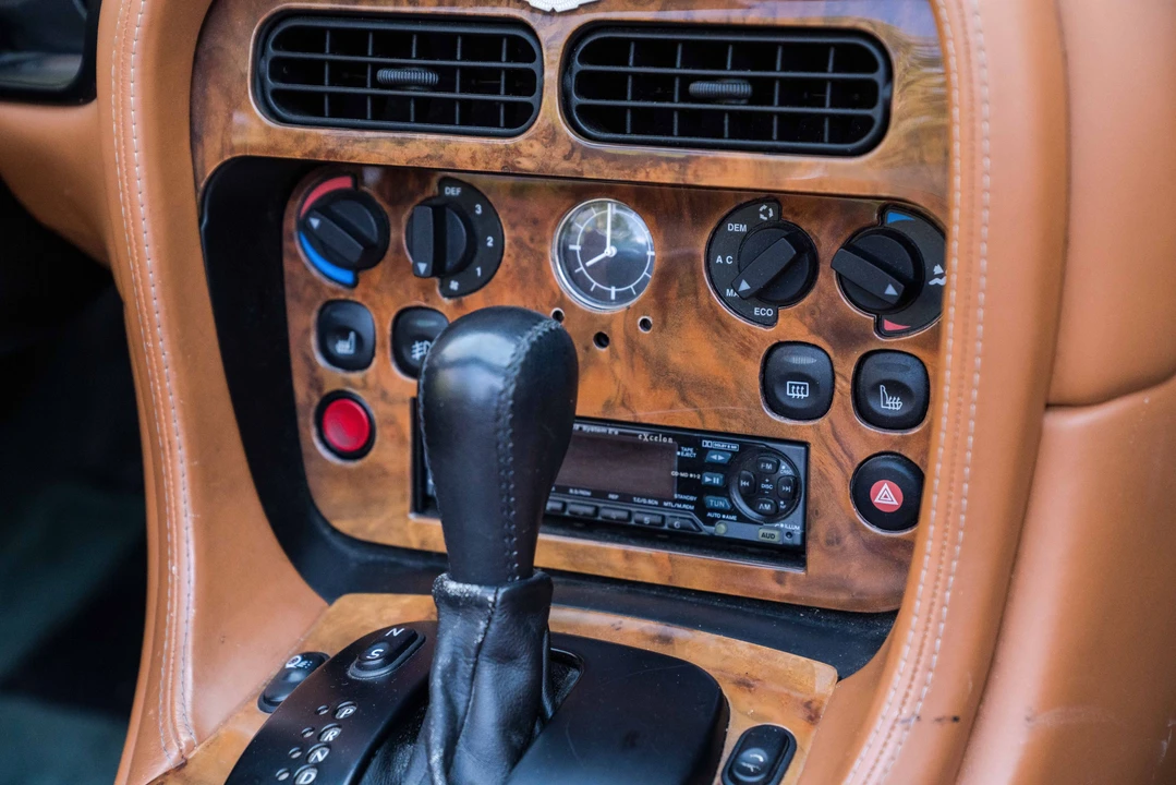 2000 Aston Martin DB7 Vantage - Image 23 of 31