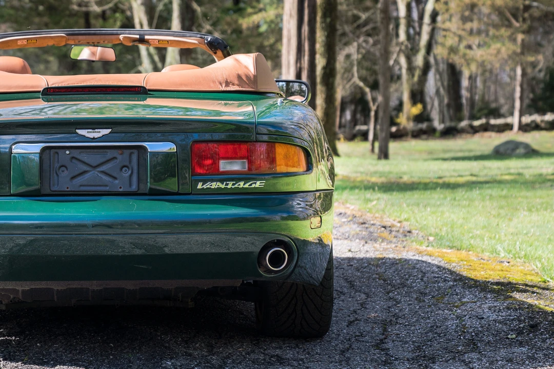 2000 Aston Martin DB7 Vantage - Image 2 of 31