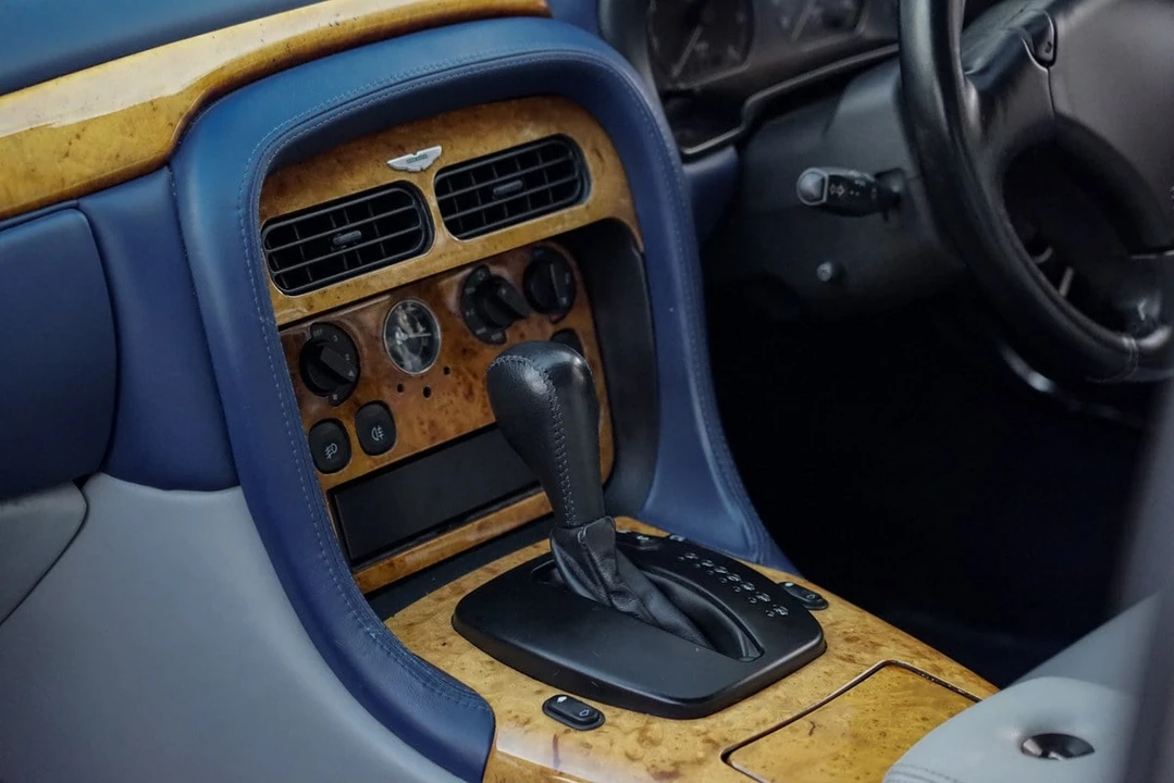 2000 Aston Martin DB7 Vantage - Image 21 of 30