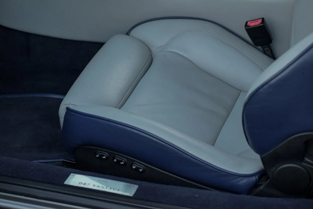 2000 Aston Martin DB7 Vantage - Image 25 of 30