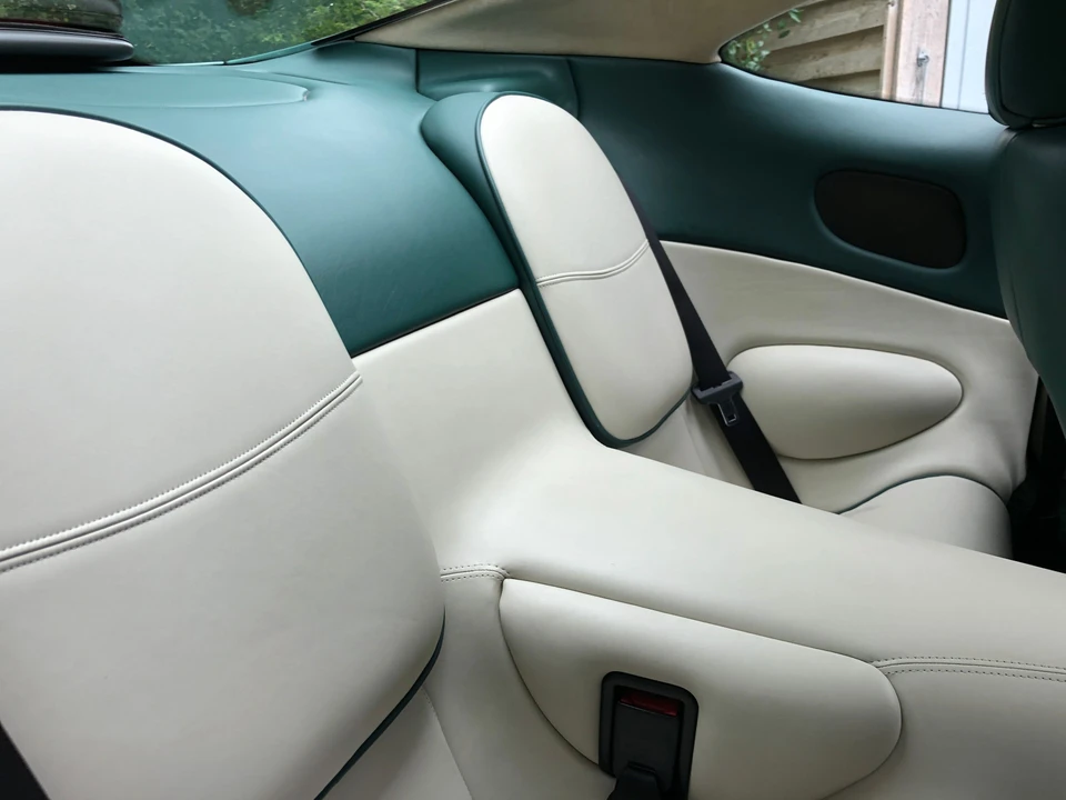 2000 Aston Martin DB7 Vantage - Image 10 of 22