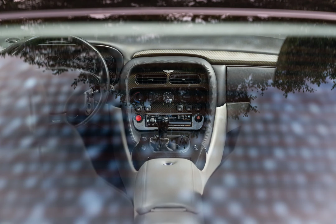2000 Aston Martin DB7 Vantage - Image 9 of 31