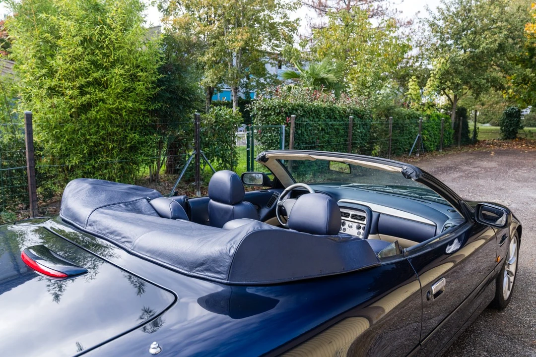2000 Aston Martin DB7 Vantage - Image 28 of 30