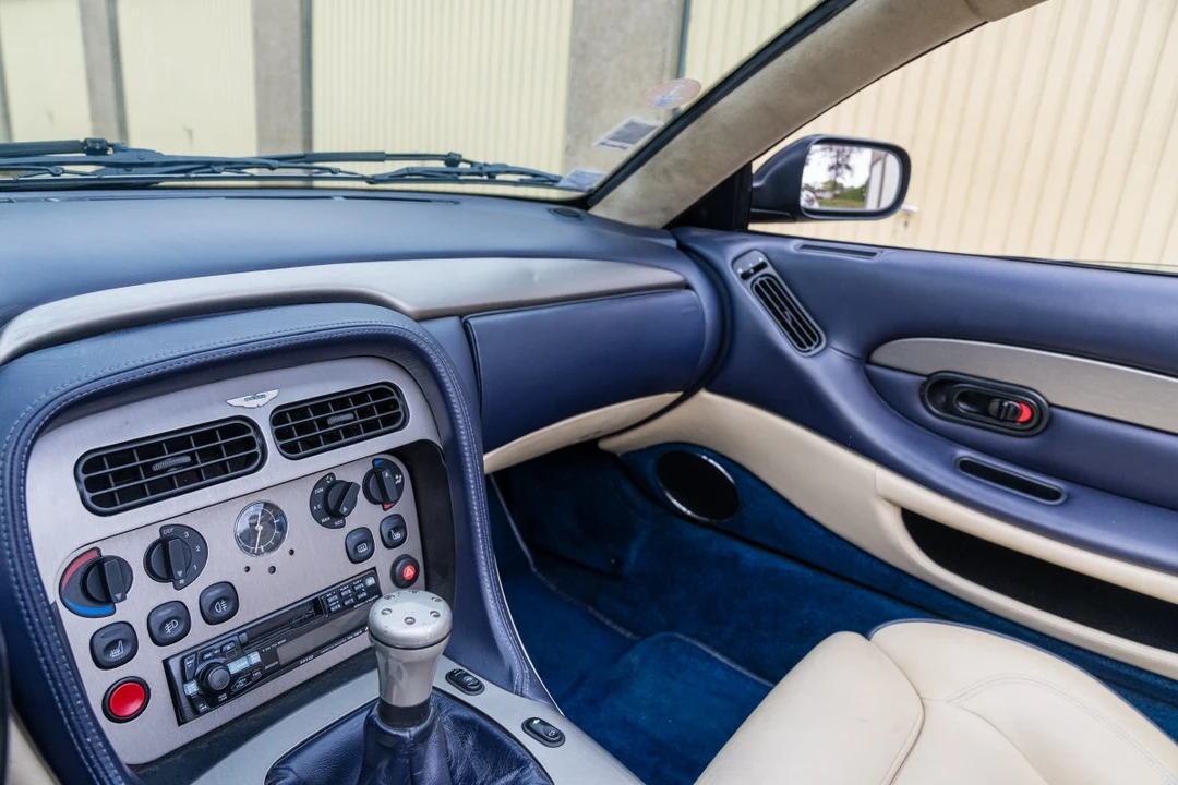 2000 Aston Martin DB7 Vantage - Image 25 of 30
