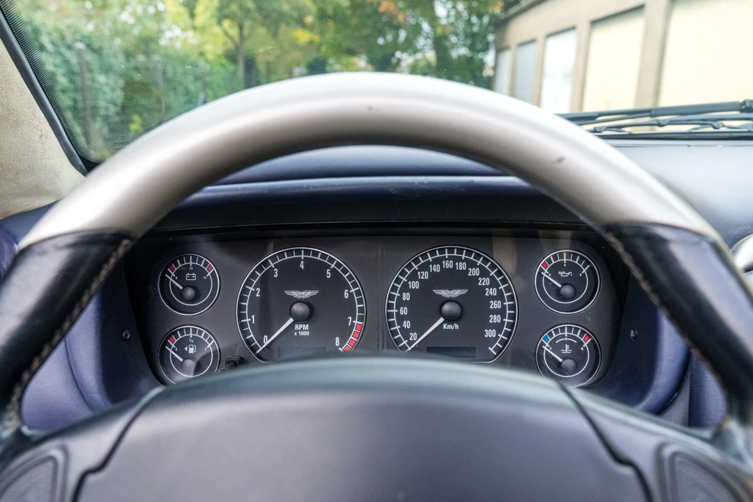 2000 Aston Martin DB7 Vantage - Image 23 of 30