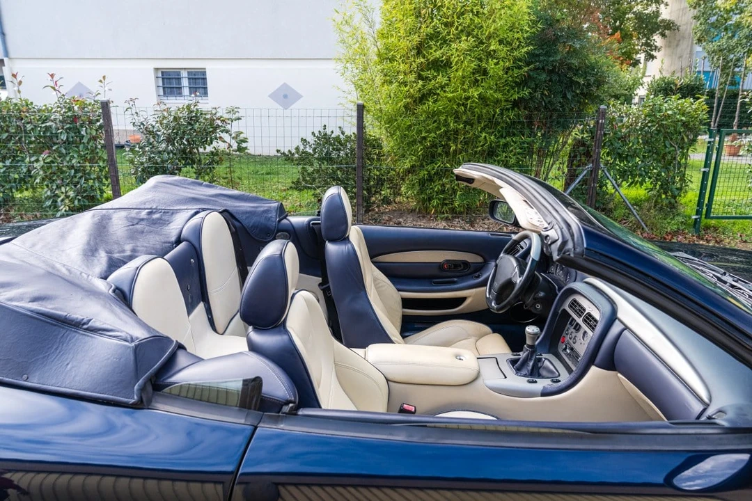 2000 Aston Martin DB7 Vantage - Image 29 of 30