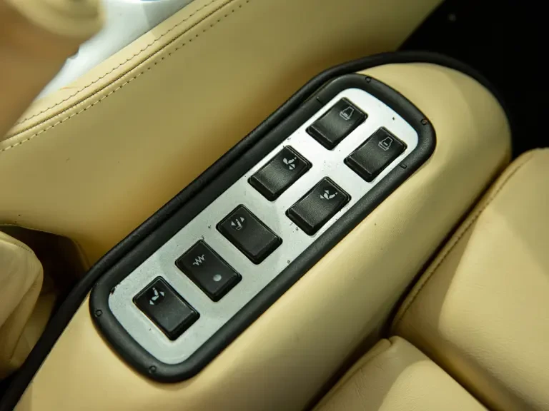 2000 Aston Martin Vantage (1993-2000) - Image 25 of 31