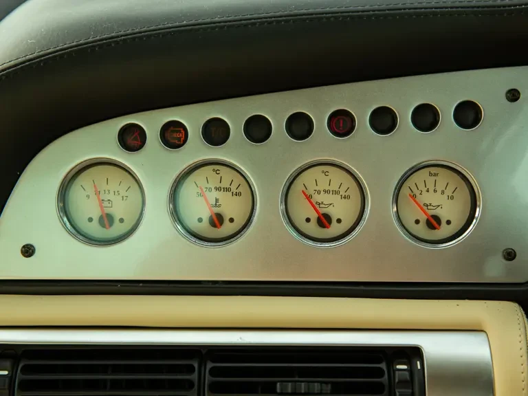 2000 Aston Martin Vantage (1993-2000) - Image 17 of 31