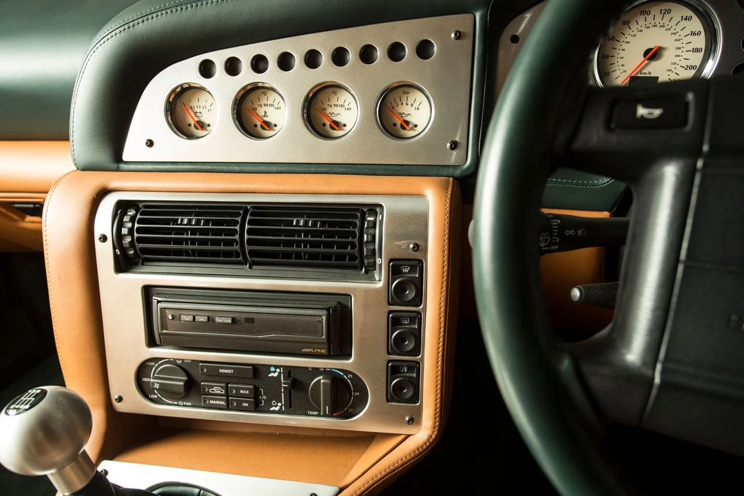 2000 Aston Martin Vantage (1993-2000) - Image 19 of 25