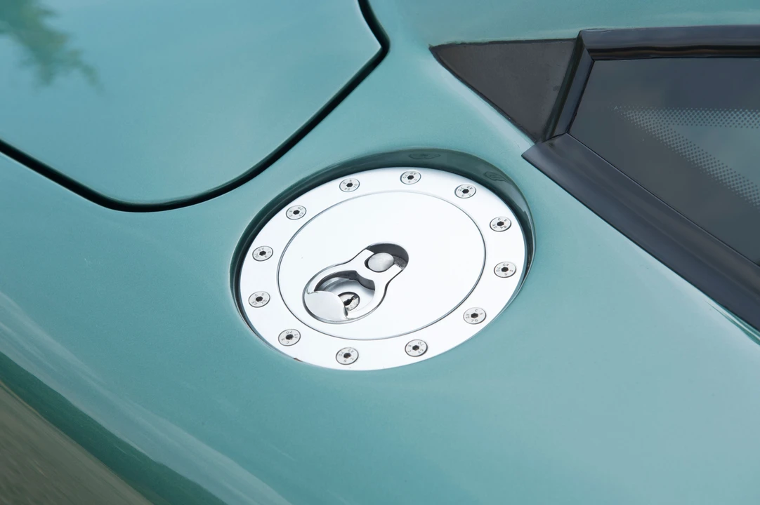 2000 Aston Martin Vantage (1993-2000) - Image 12 of 31