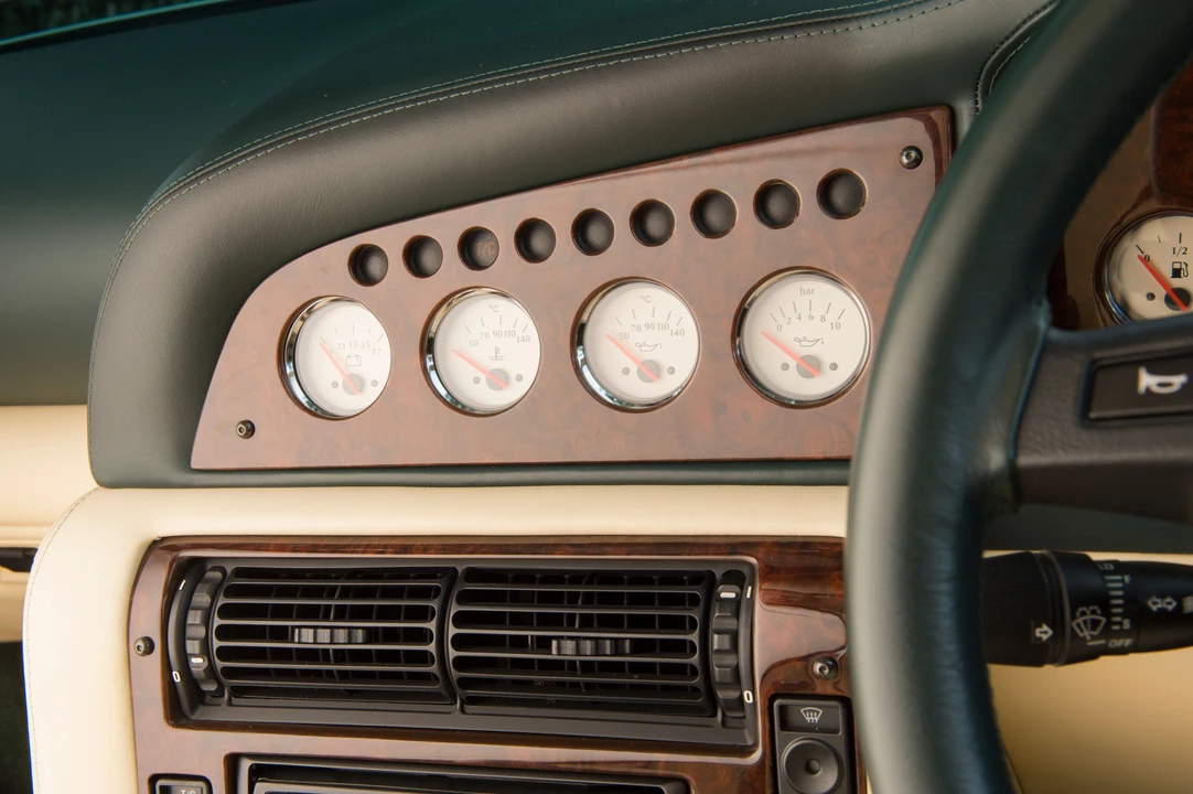 2000 Aston Martin Vantage (1993-2000) - Image 29 of 31