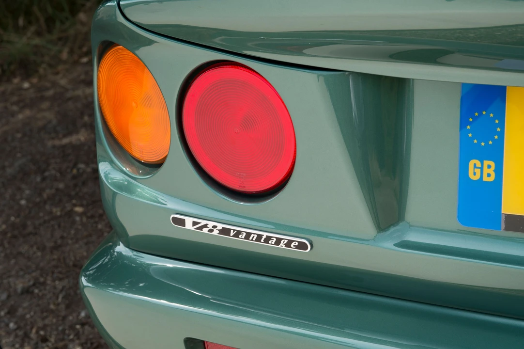 2000 Aston Martin Vantage (1993-2000) - Image 10 of 31