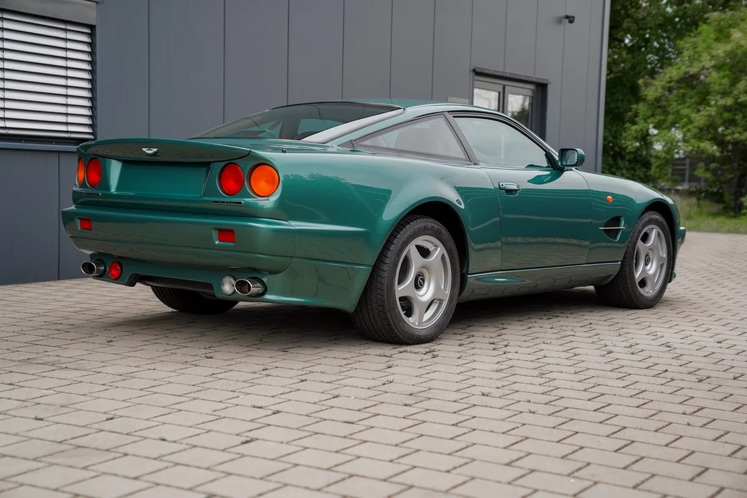 2000 Aston Martin Vantage - Image 14 of 31
