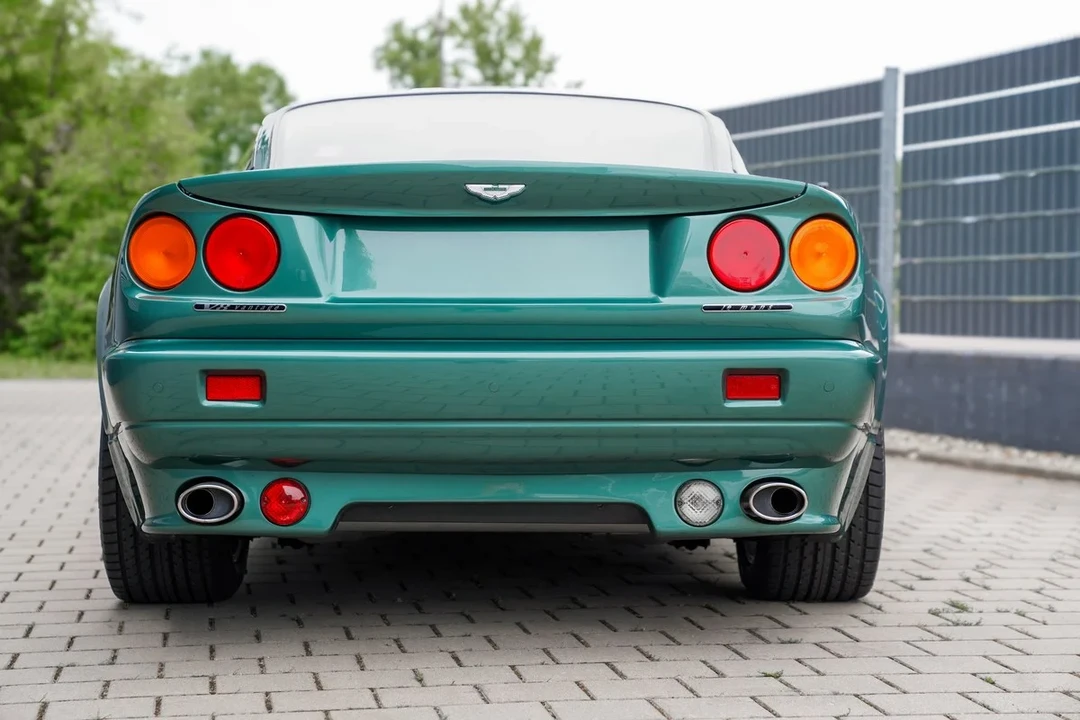2000 Aston Martin Vantage - Image 16 of 31