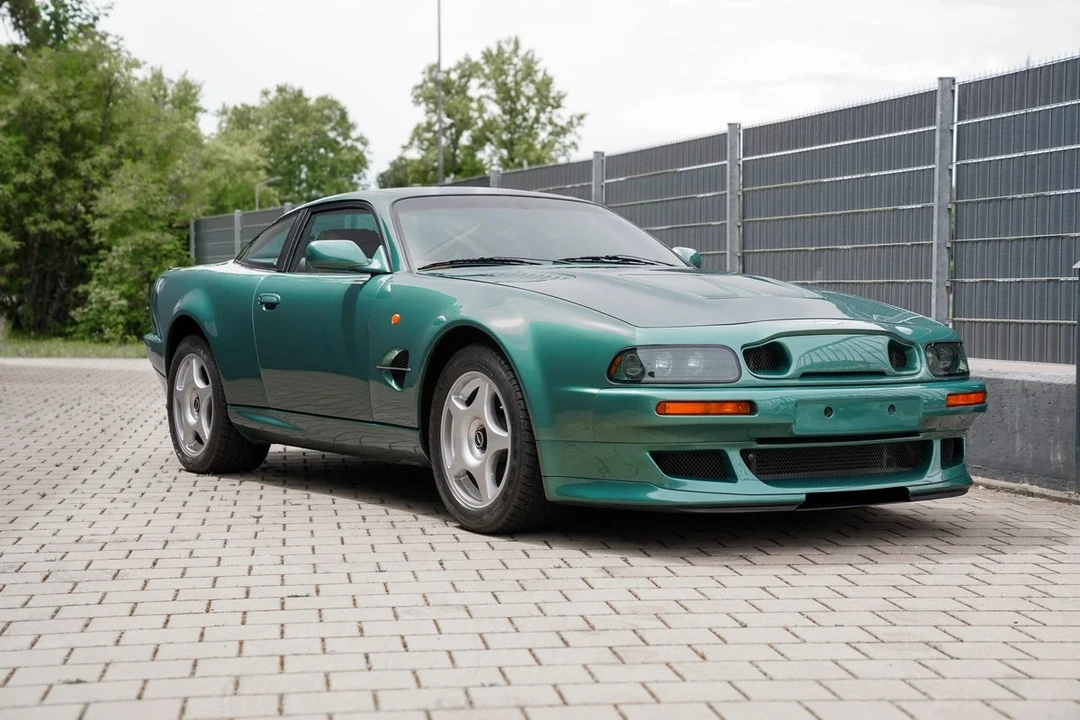 2000 Aston Martin Vantage - Image 3 of 31