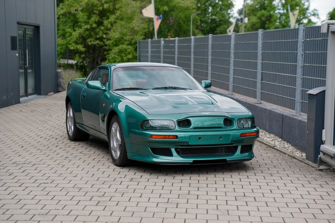 2000 Aston Martin Vantage - Image 23 of 31