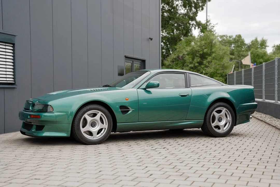 2000 Aston Martin Vantage - Image 24 of 31