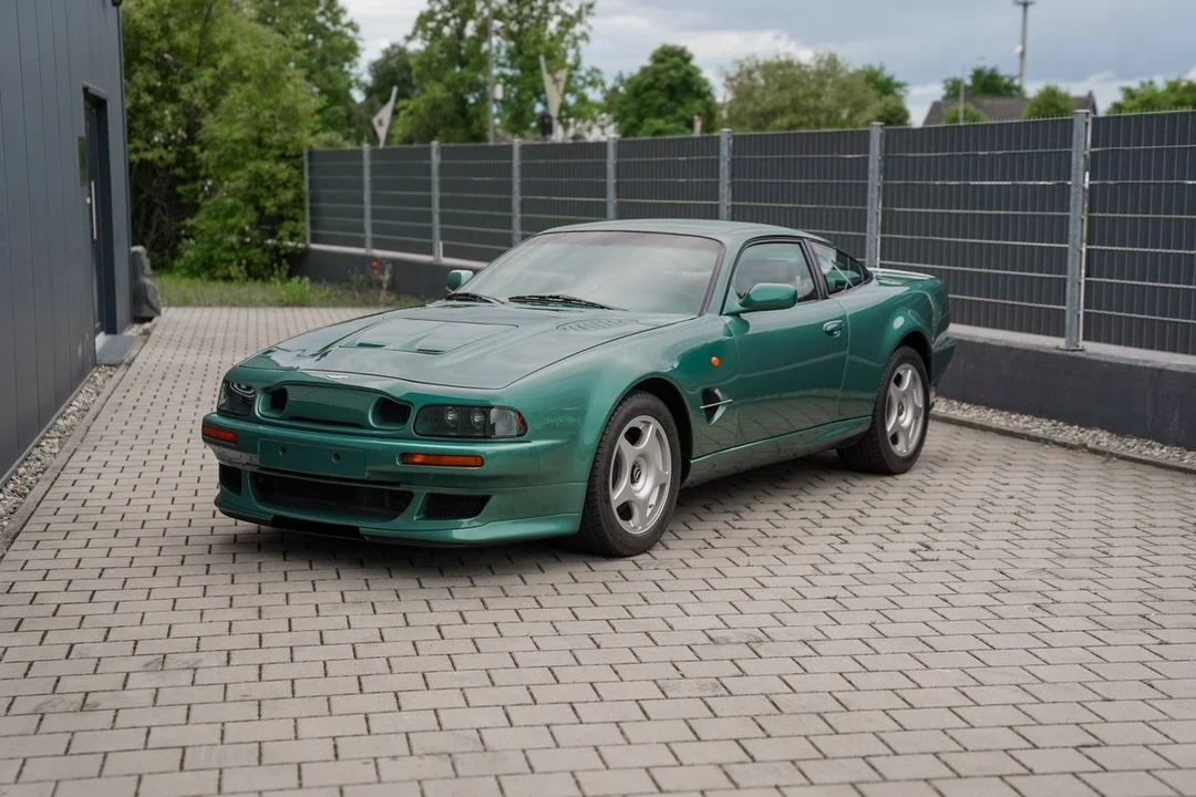 2000 Aston Martin Vantage - Image 2 of 31